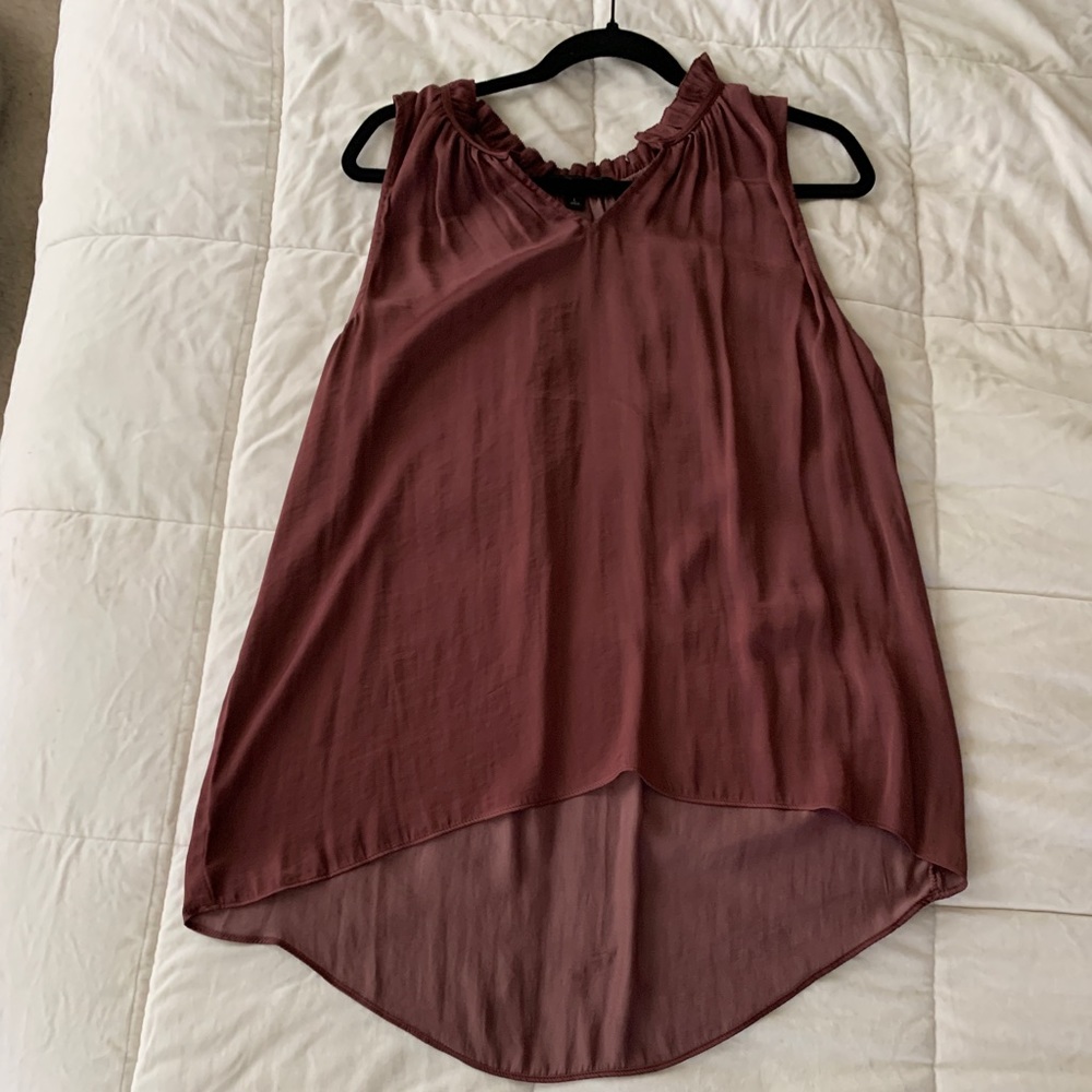 Large plum sleeveless top. Simply Vera VeraWang